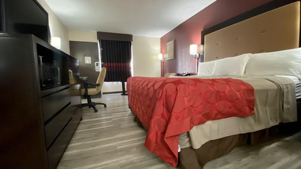 Ramada By Wyndham Harrisonburg Motel Eksteriør billede