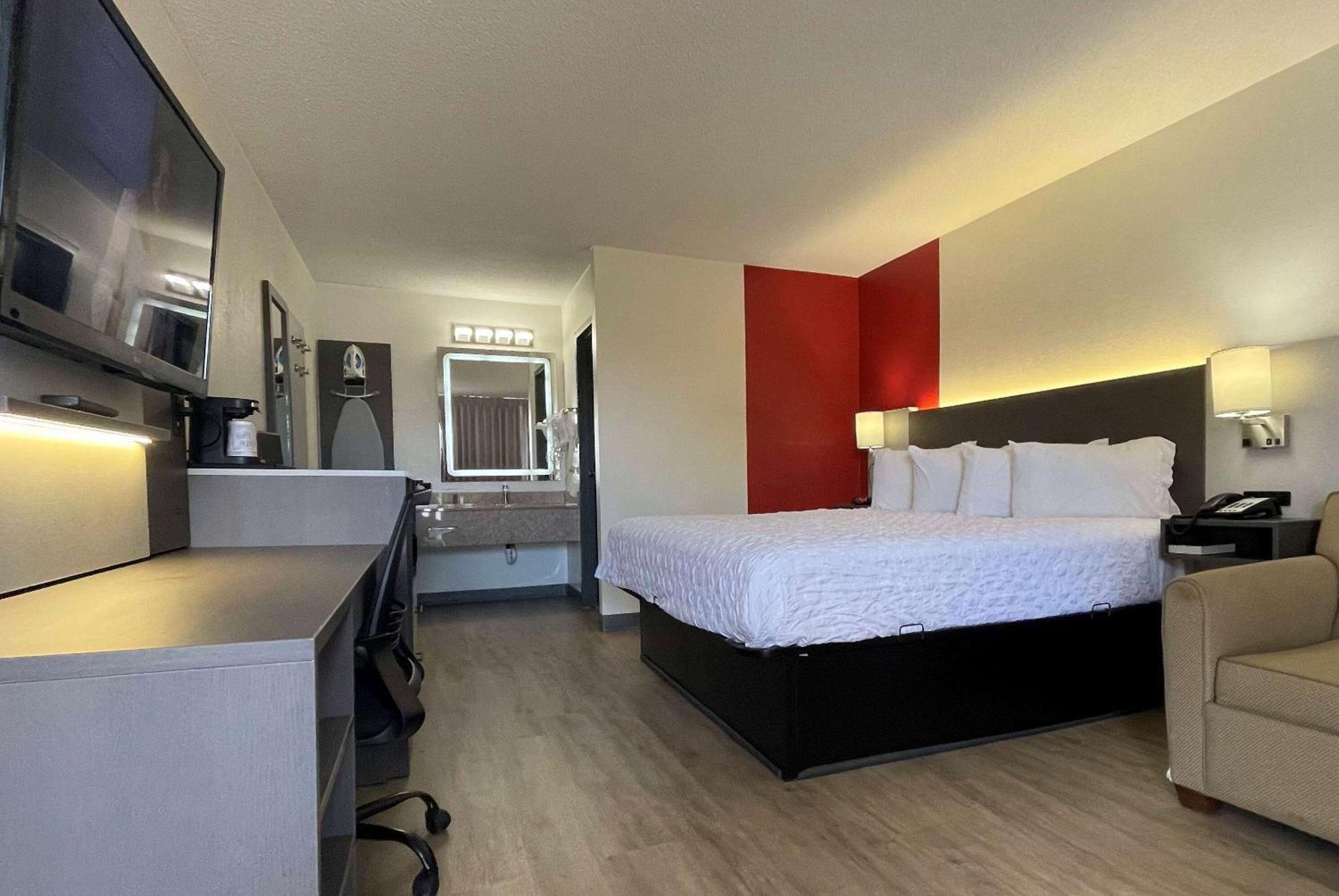 Ramada By Wyndham Harrisonburg Motel Eksteriør billede